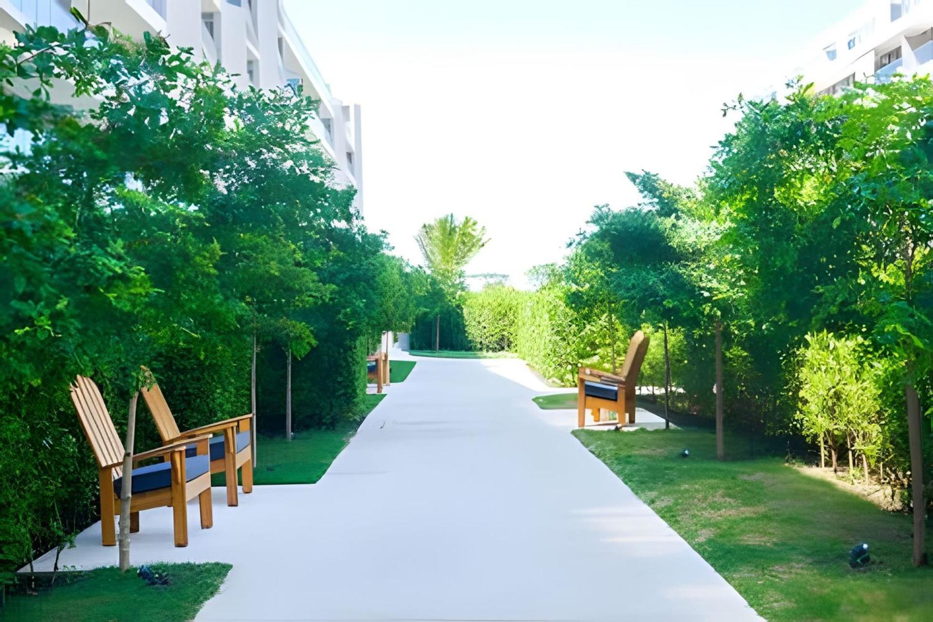 Acceso Directo Al Mar Con Piscina Apartment