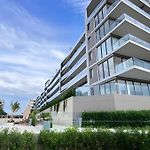 Apartamento acceso directo al Mar con piscina