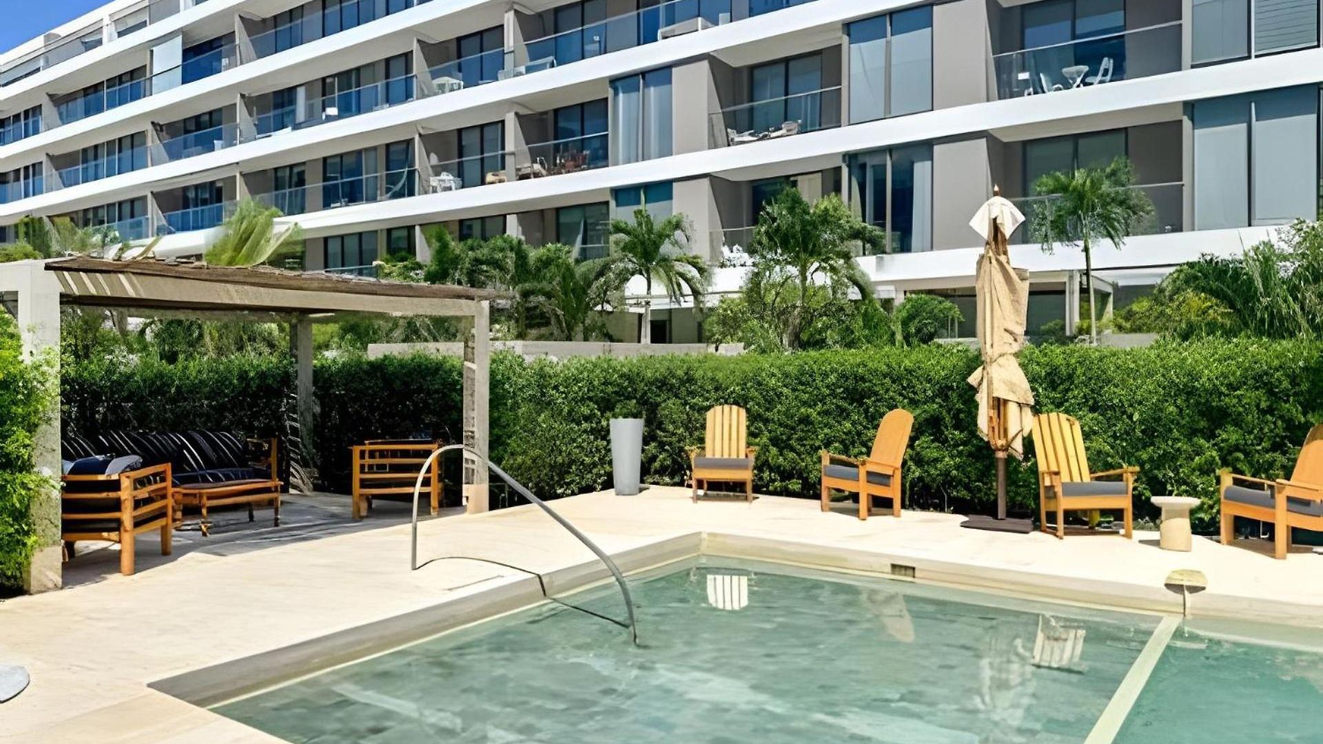 Apartamento Acceso Directo Al Mar Con Piscina