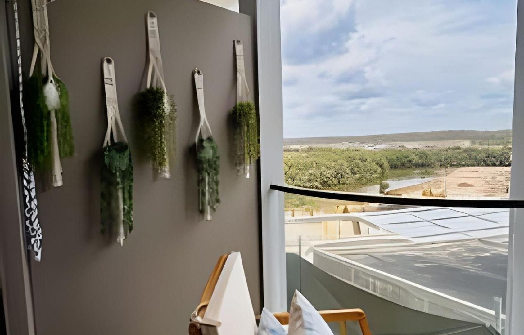 Acceso Directo Al Mar Con Piscina Apartamento