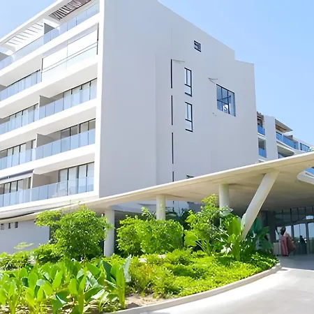 Acceso Directo Al Mar Con Piscina Apartamento *