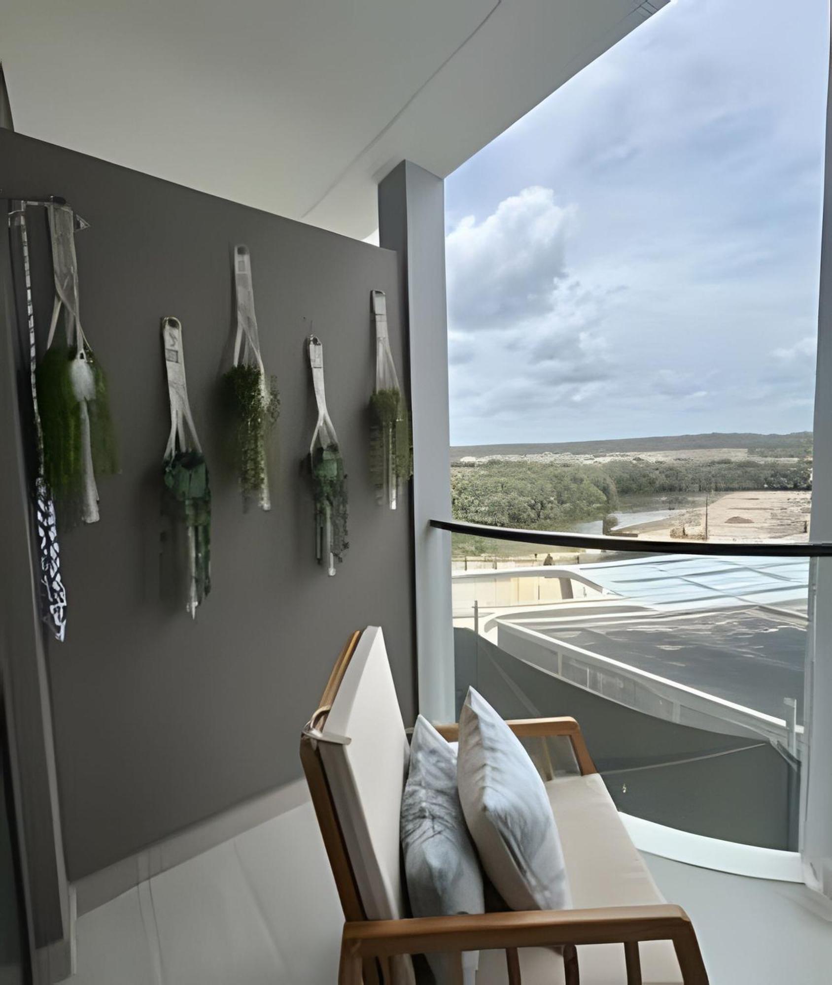 Acceso Directo Al Mar Con Piscina Apartamento
